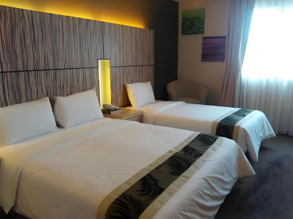 Grand Medallion Hotel Kuching Exteriér fotografie